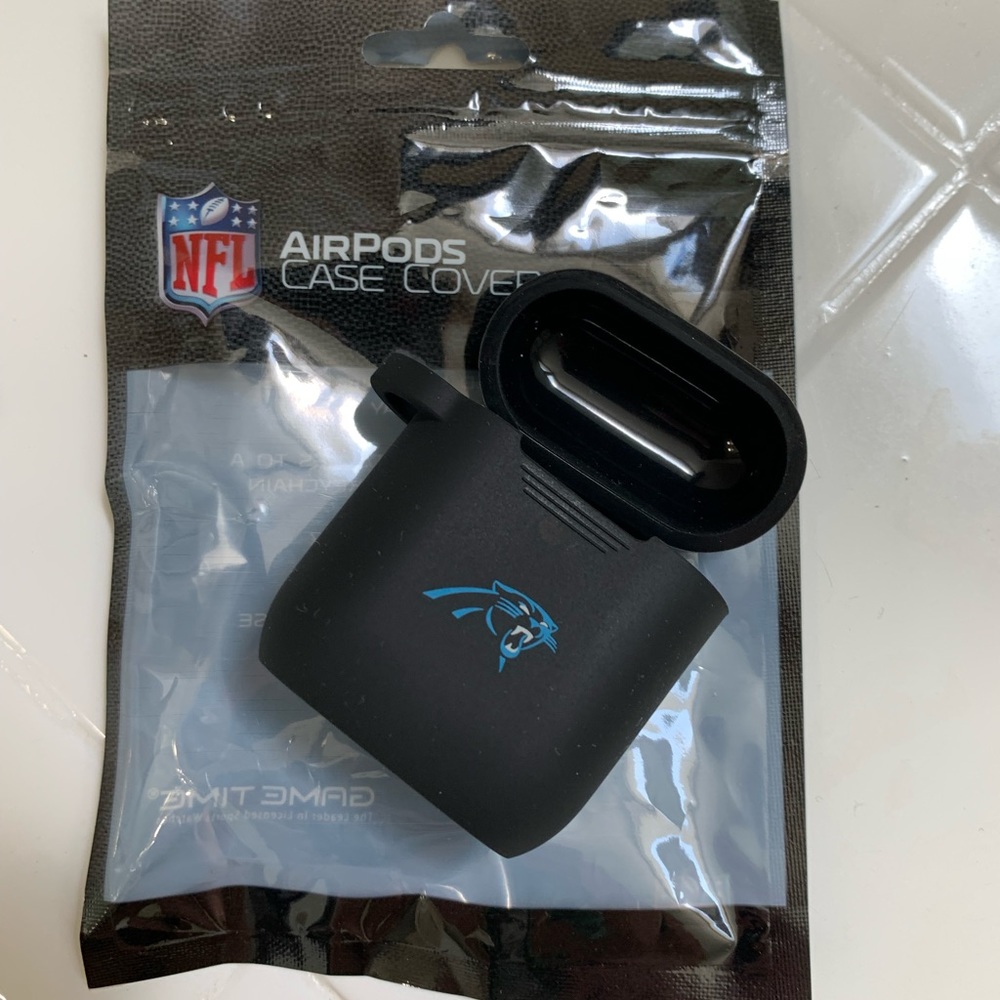 Carolina Panthers Apple airpods case
